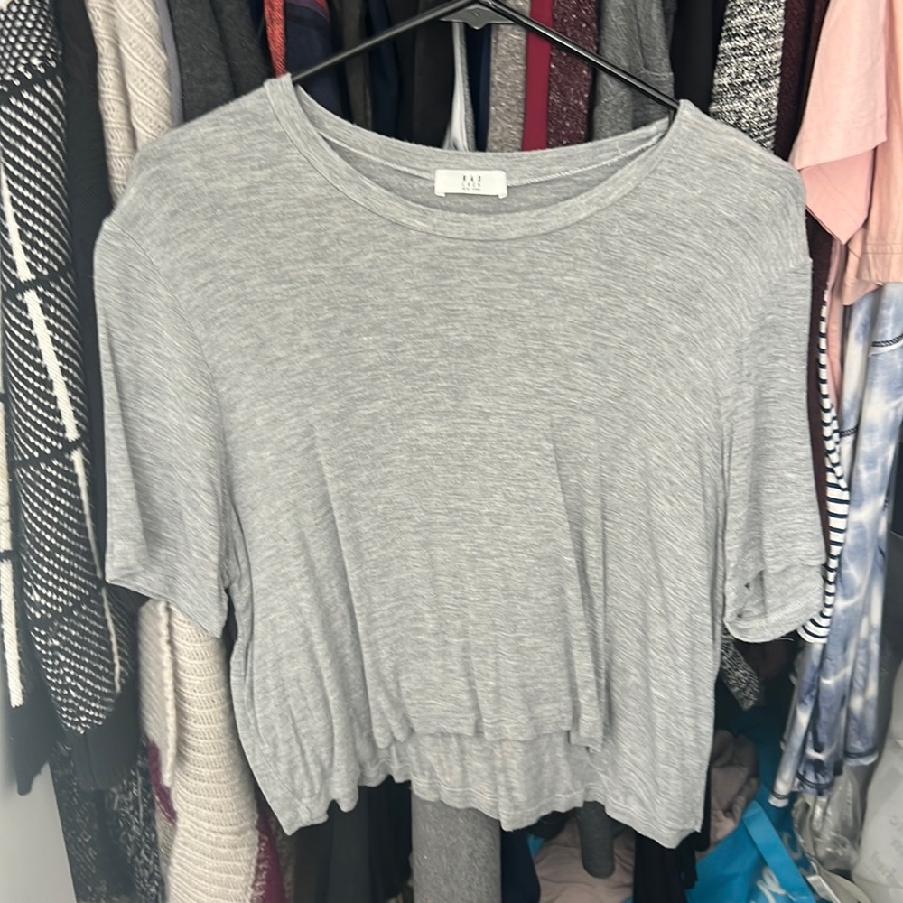 Basic gray crop
